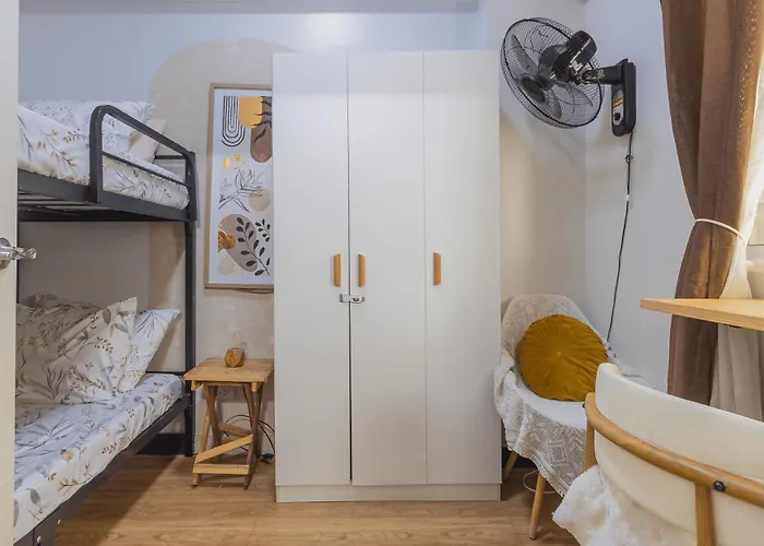 아파트 2 Bedroom Modern At The Atherton Near Naia Airport Facing Memorial 마닐라