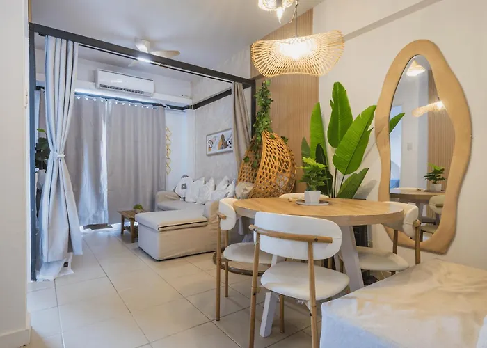 2 Bedroom Modern At The Atherton Near Naia Airport Facing Memorial *