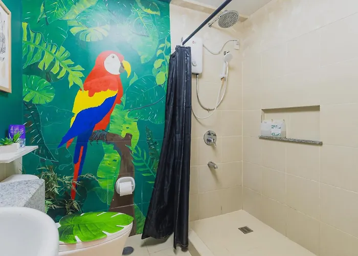 2 Bedroom Modern At The Atherton Near Naia Airport Facing Memorial Apartment *