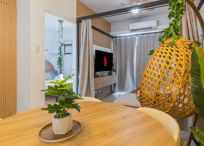 2 Bedroom Modern At The Atherton Near Naia Airport Facing Memorial Manila